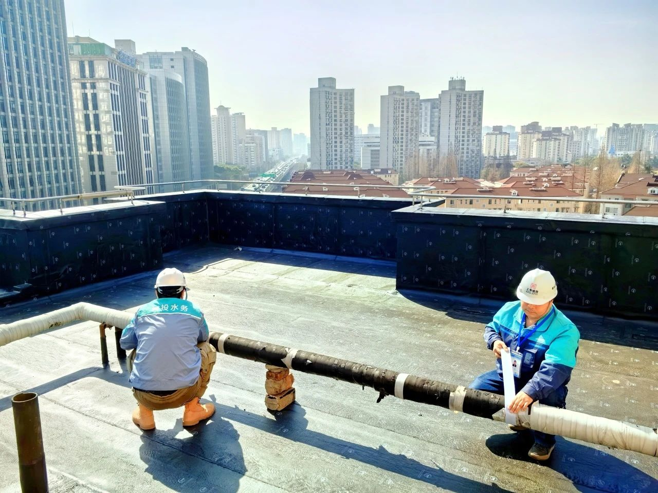 av视频
全力以赴应对寒潮 保障城市供排水安全有序