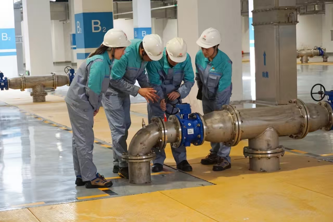 第七届进博会“最美服务窗口”揭晓 av视频
两家基层单位上榜